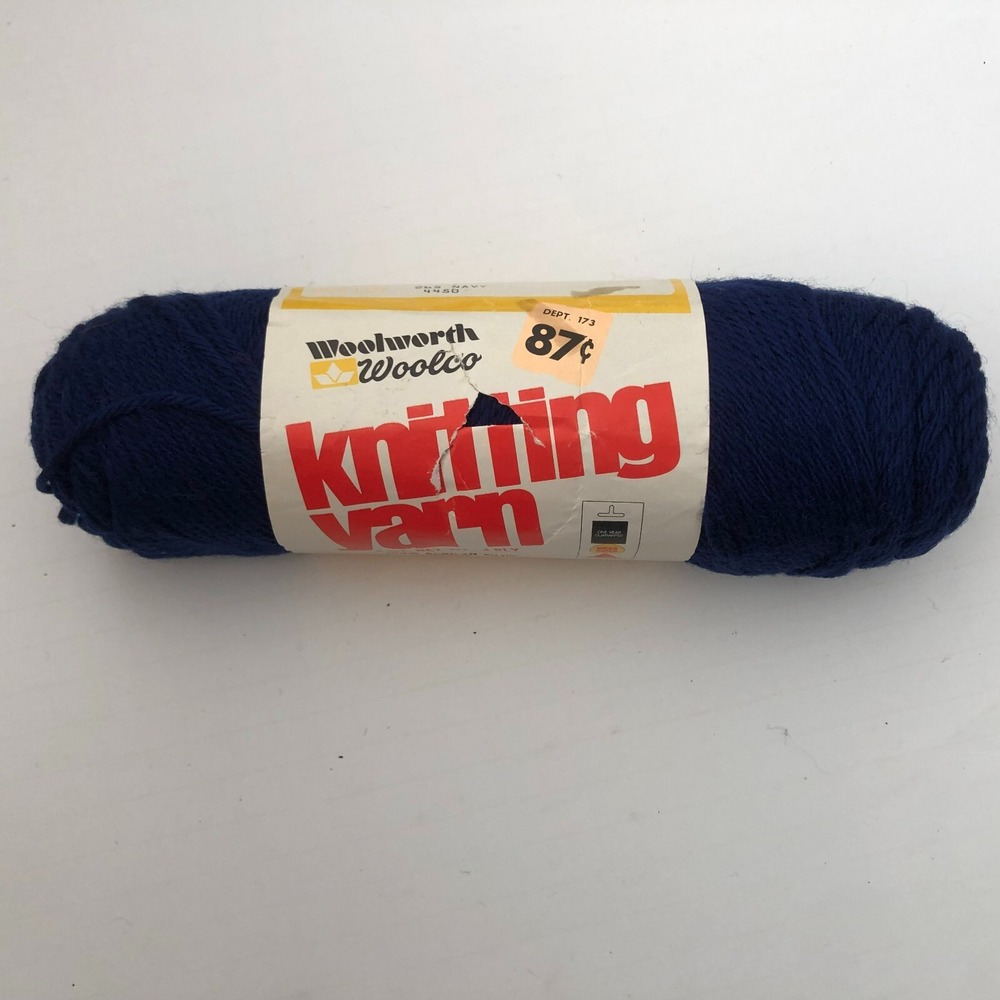 Vintage Woolworth knitting yarn 4oz 4ply 100% Acrilan 265 Navy Blue
